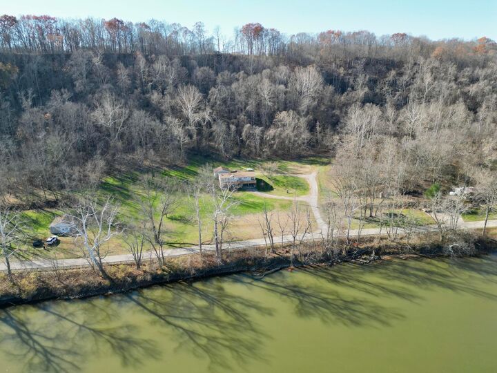 Property Photo:  10115 Old River Road  OH 43720 