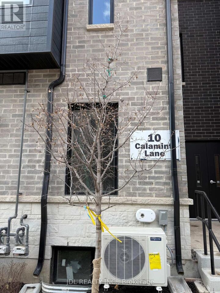 Property Photo:  10 Calamint Lane 57  ON M1W 2H1 