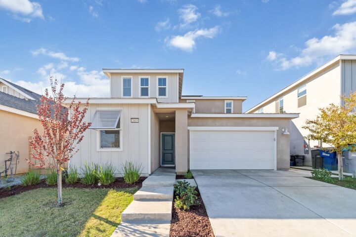 Property Photo:  2819 N Redda Road  CA 93737 