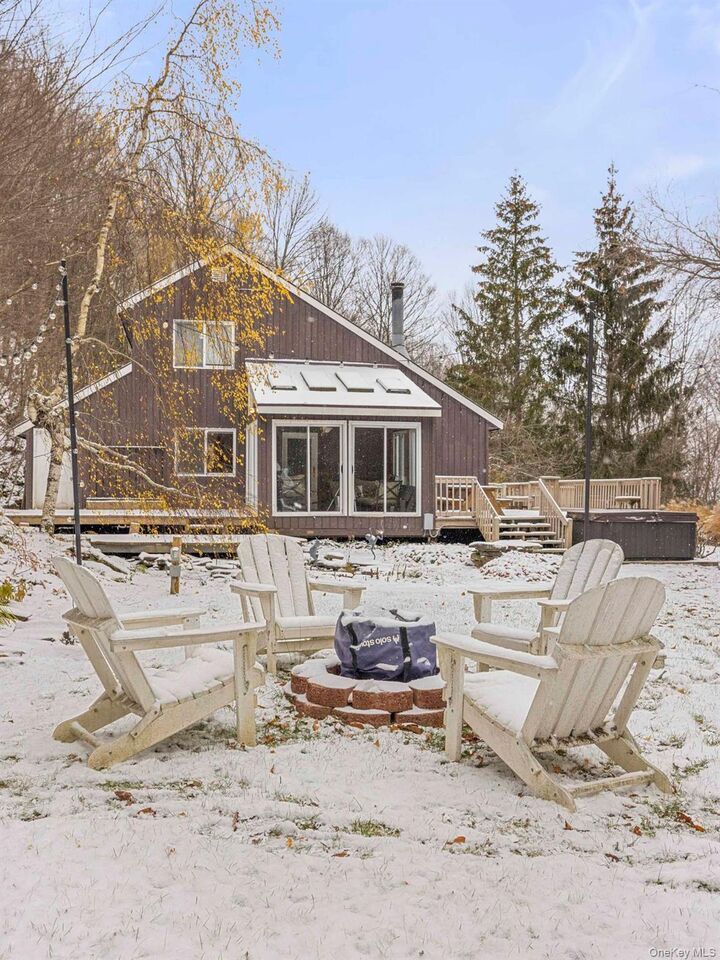 Property Photo:  620 Mohican Trail  NY 12441 