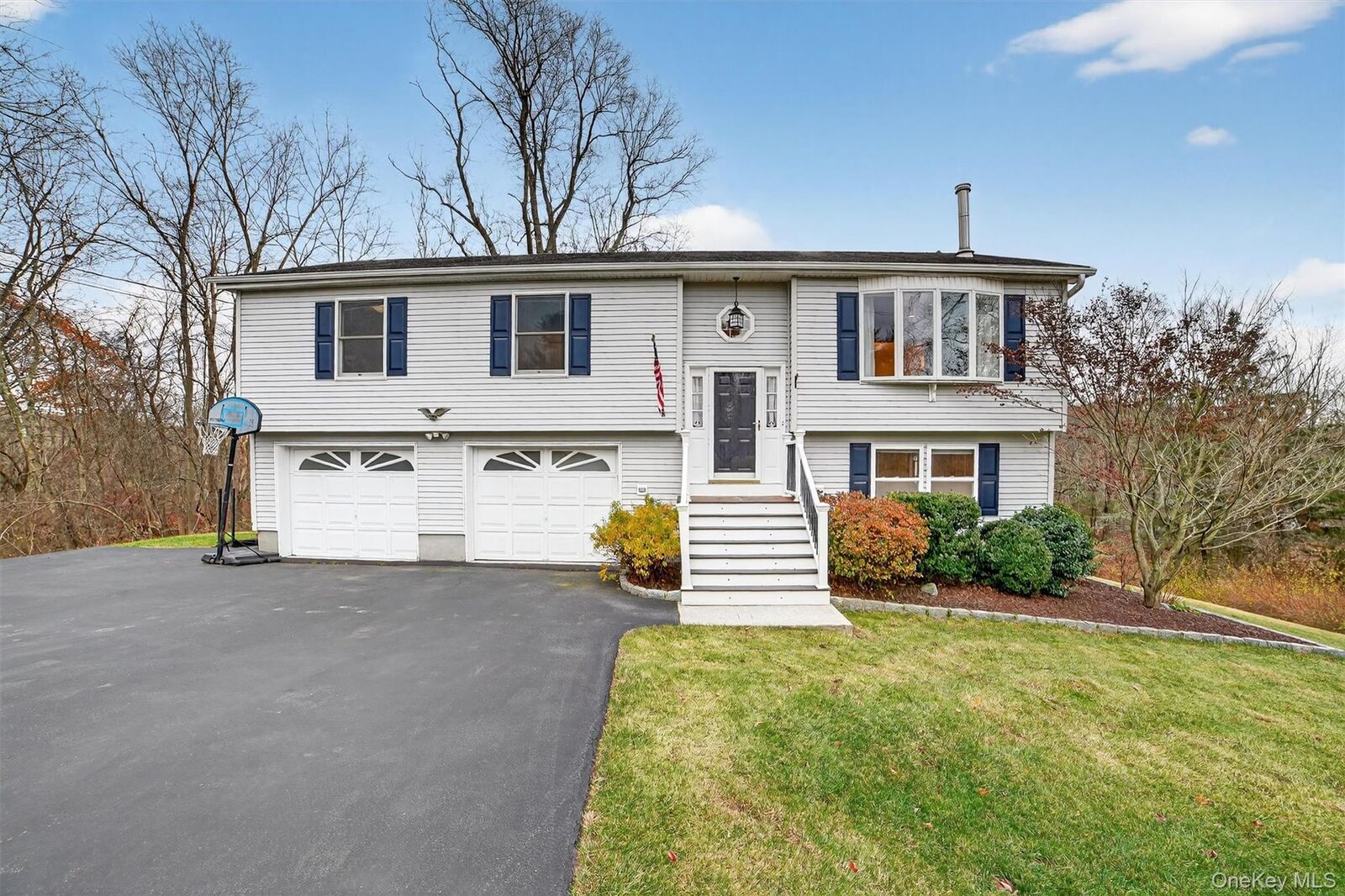 Property Photo:  7 Richard Road  NY 10541 