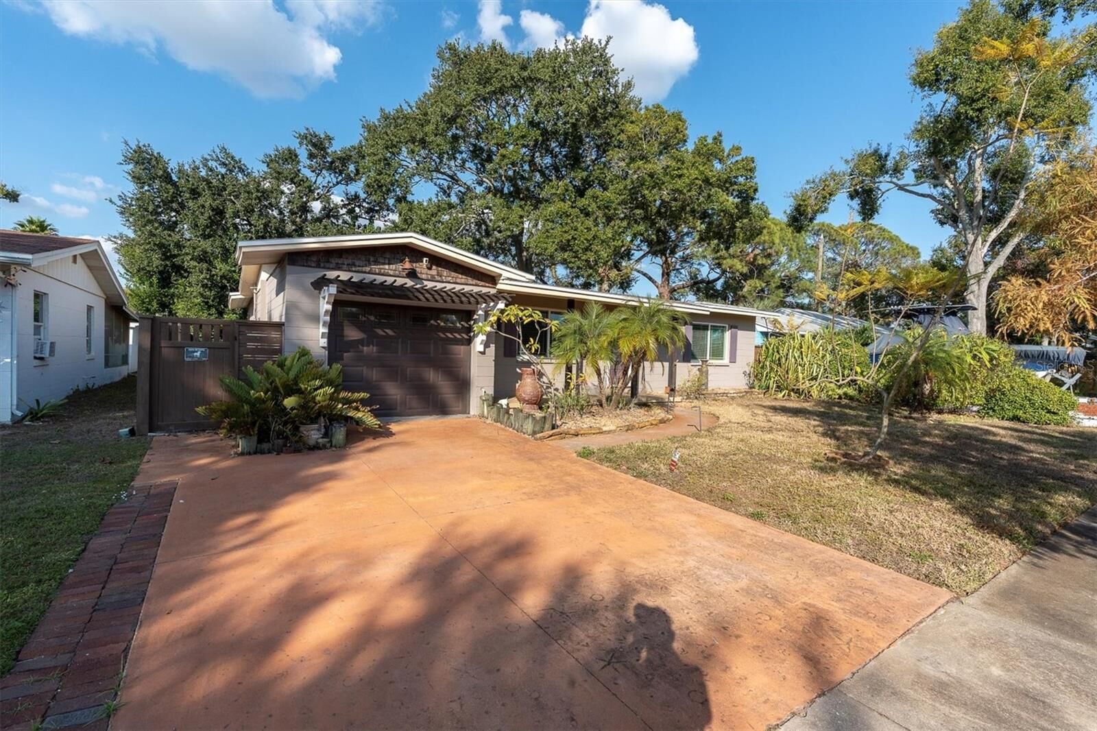 Property Photo:  5619 23rd Avenue S  FL 33707 