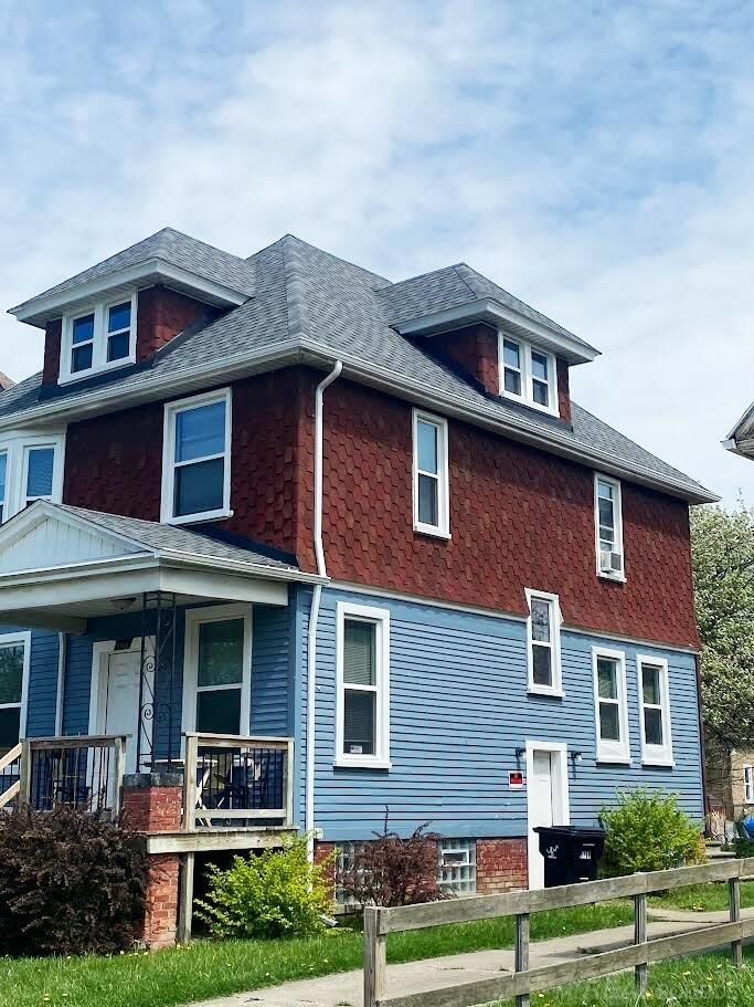 Property Photo:  5766 Parker Street  MI 48213 