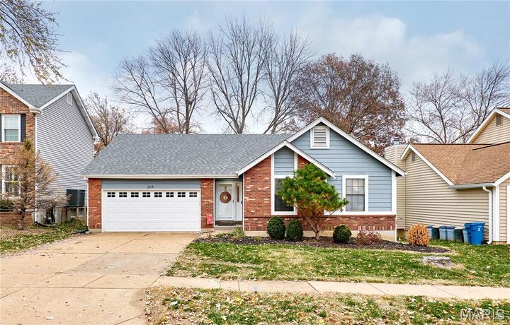 204 Oakbriar Farm Drive  Ballwin MO 63021 photo