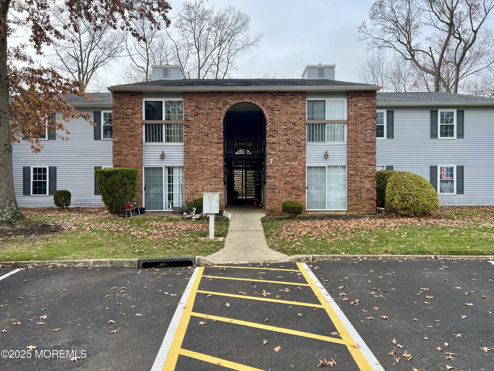 Property Photo:  7 Seattle Court 5  NJ 07728 