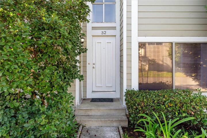 Property Photo:  32 Kazan  CA 92604 