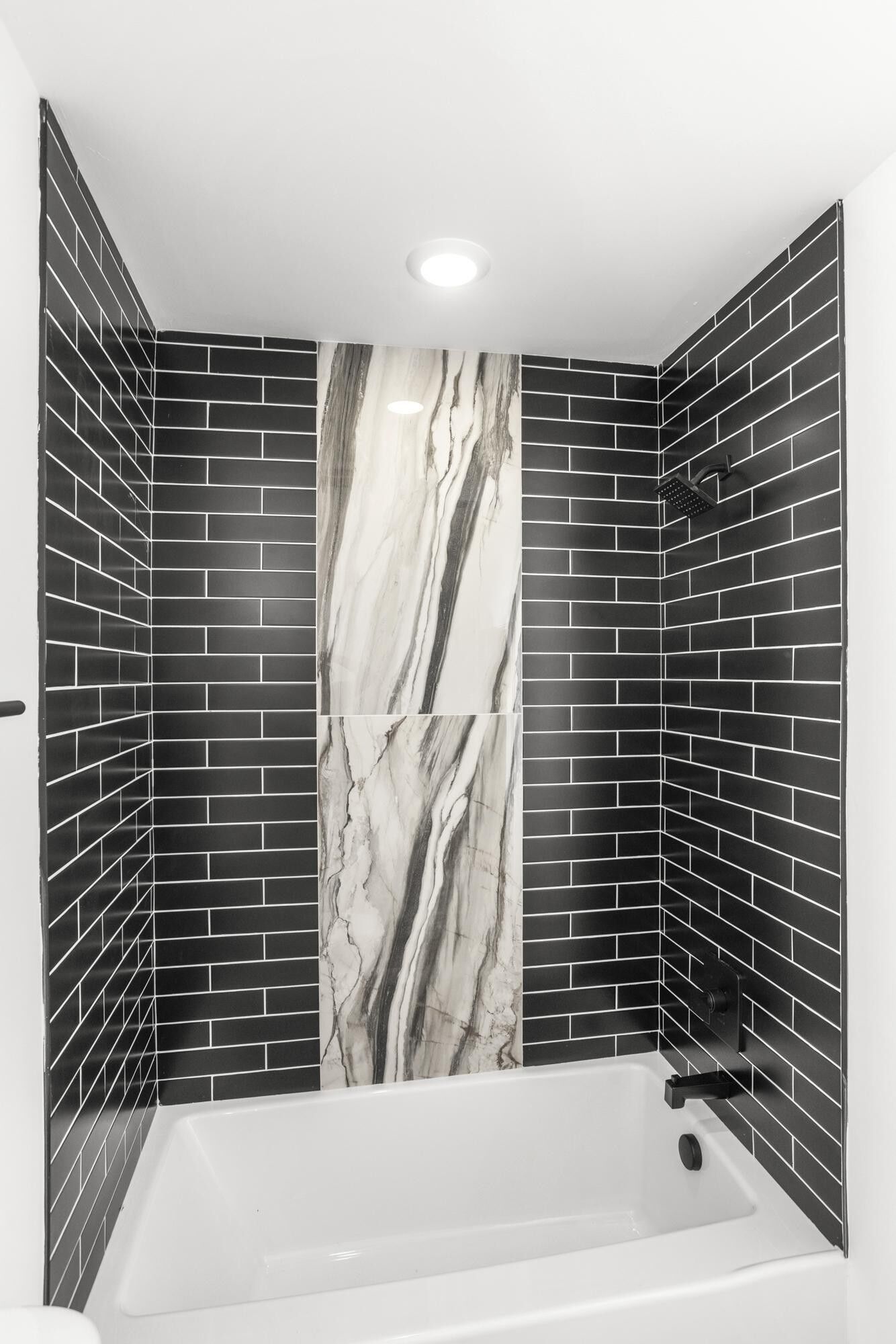 Property Photo:  2211 18th Ave N  TN 37208 