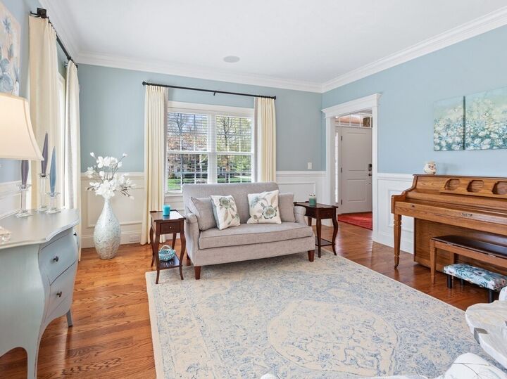Property Photo:  9 Morningside Drive  MA 01545 