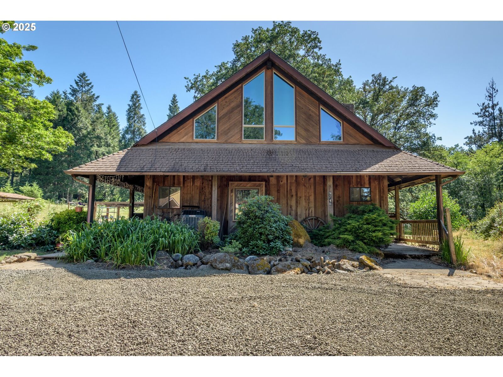 Property Photo:  9740 Upper Olalla Rd  OR 97496 