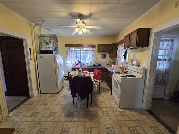 Property Photo: 55 Hanmer Street CT 06114