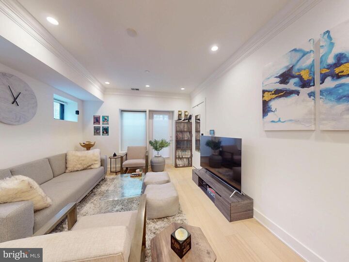 Property Photo: 2642 39th Street NW 2 DC 20007