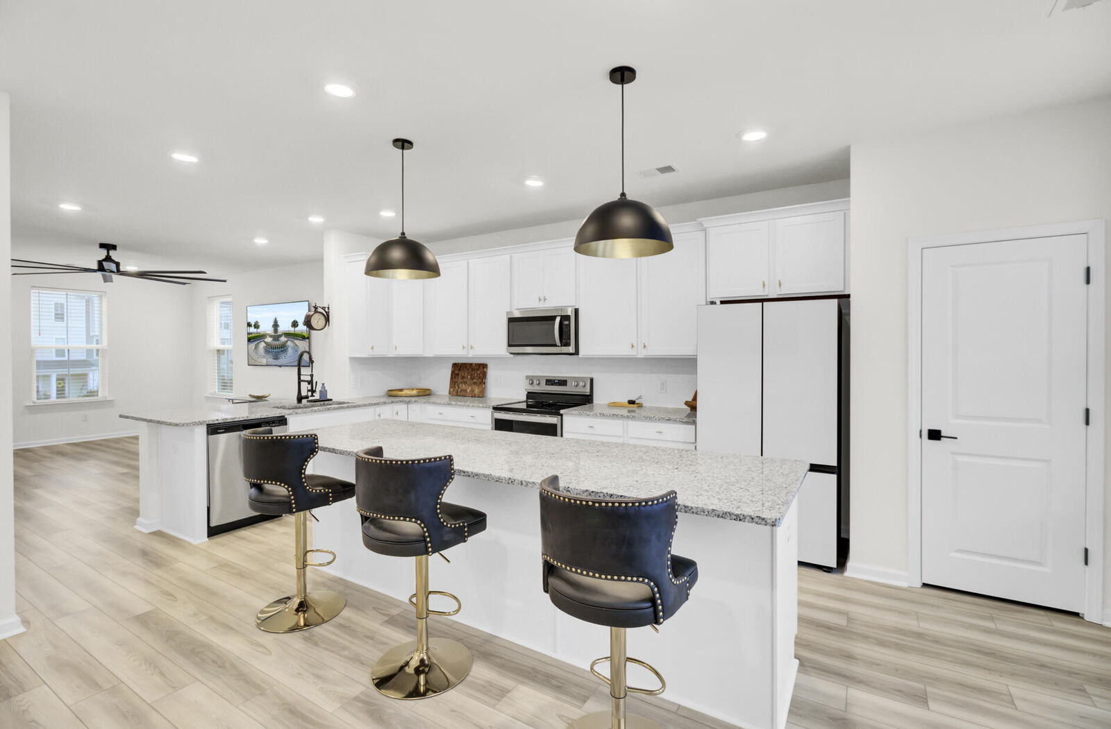 Property Photo: 352 Herty Park Drive SC 29461