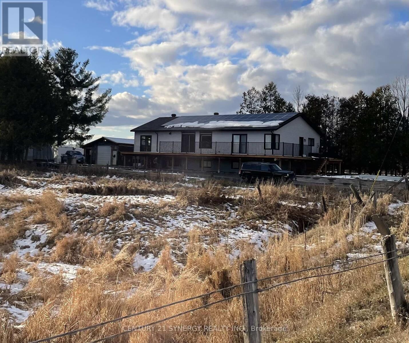 Property Photo: 1831 Diamondview Road Apt B ON K0A 1L0