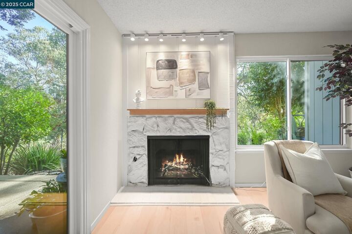 Property Photo:  1566 Ashwood Dr  CA 94553 