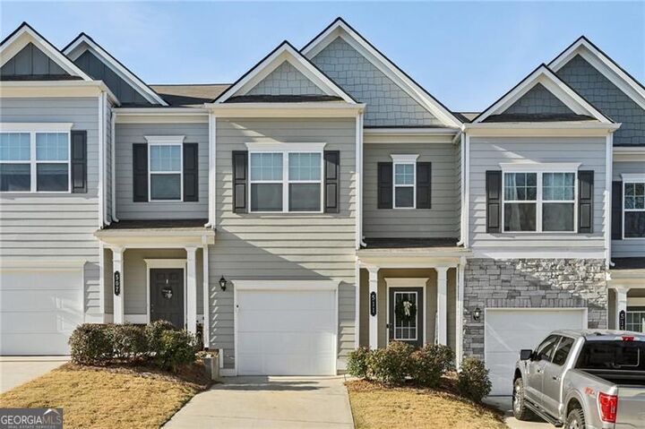 Property Photo: 511 Ryan Court GA 30107