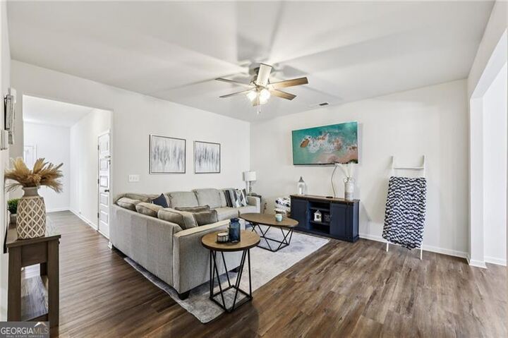 Property Photo:  511 Ryan Court  GA 30107 