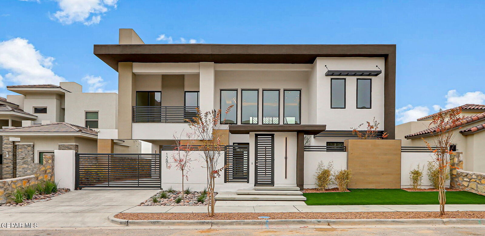 Property Photo: 1281 Desert Night Street TX 79912