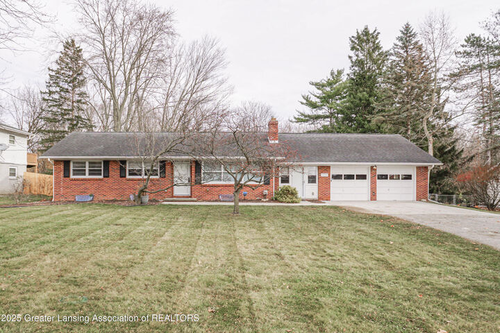 5190 Park Lake Road  East Lansing MI 48823 photo