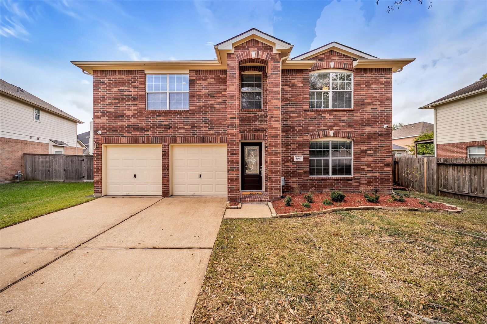 Property Photo:  5010 Sea Oak Court  TX 77505 