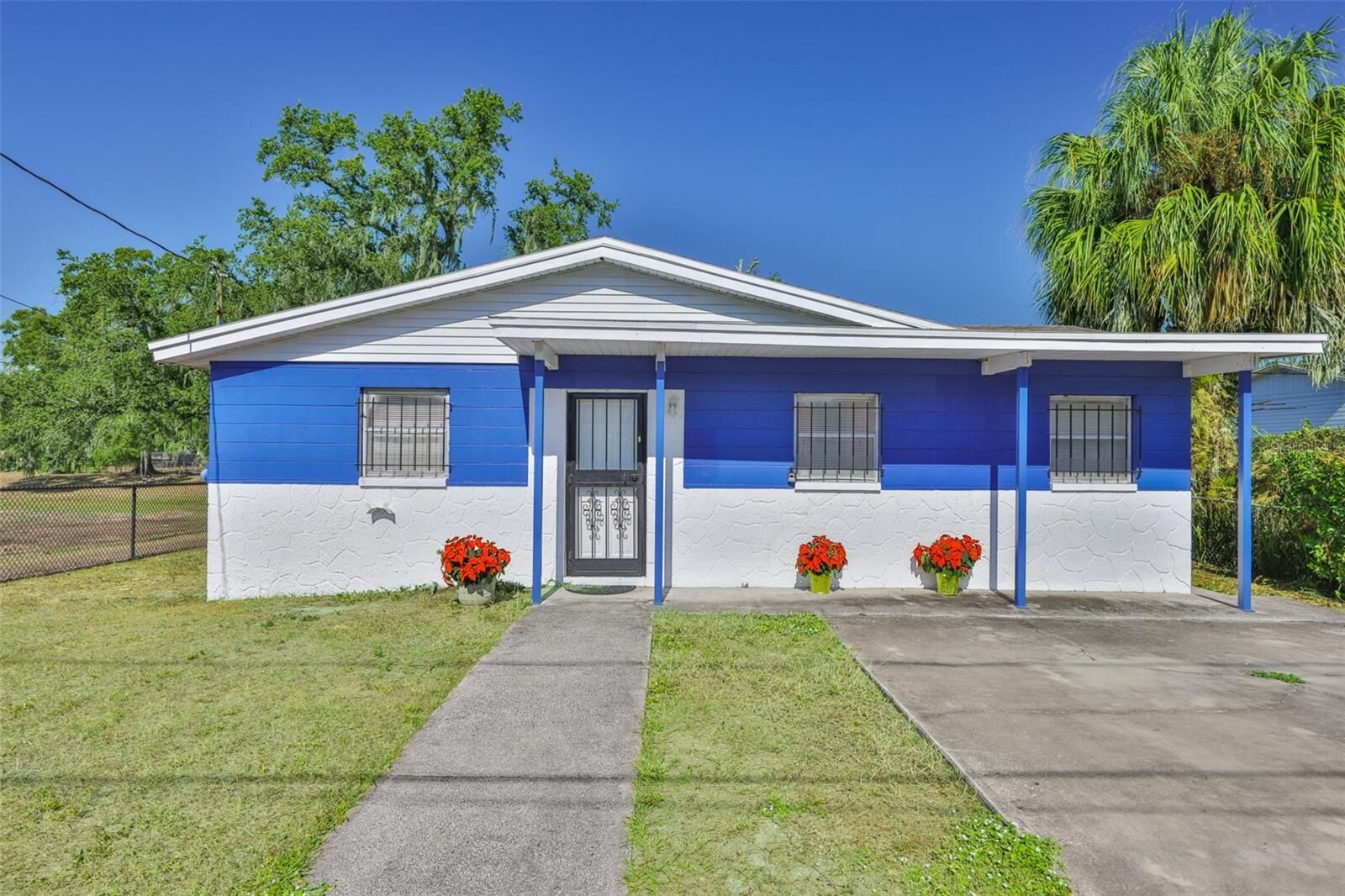 Property Photo:  3504 E Frierson Avenue  FL 33610 