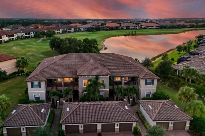 Property Photo: 13837 Messina Loop 101 FL 34211