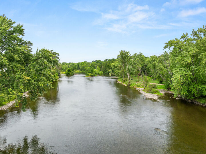 Property Photo:  21081 205th Avenue  MI 49307 