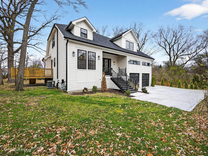 Property Photo:  11300 Sequoya Lane  IL 60525 