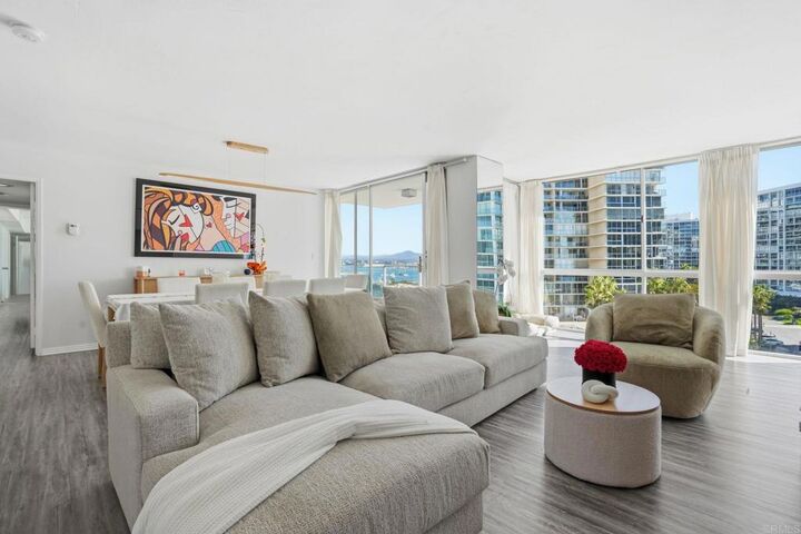 1730 Avenida Del Mundo 502  Coronado CA 92118 photo