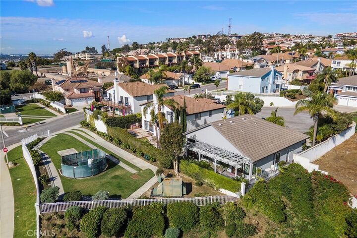 Property Photo: 2850 Signal Pointe CA 90755