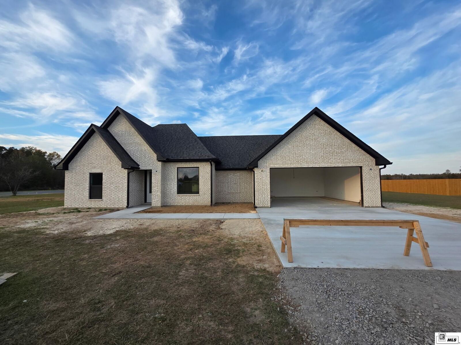 Property Photo:  9 Twin Oaks Lane  LA 71259 