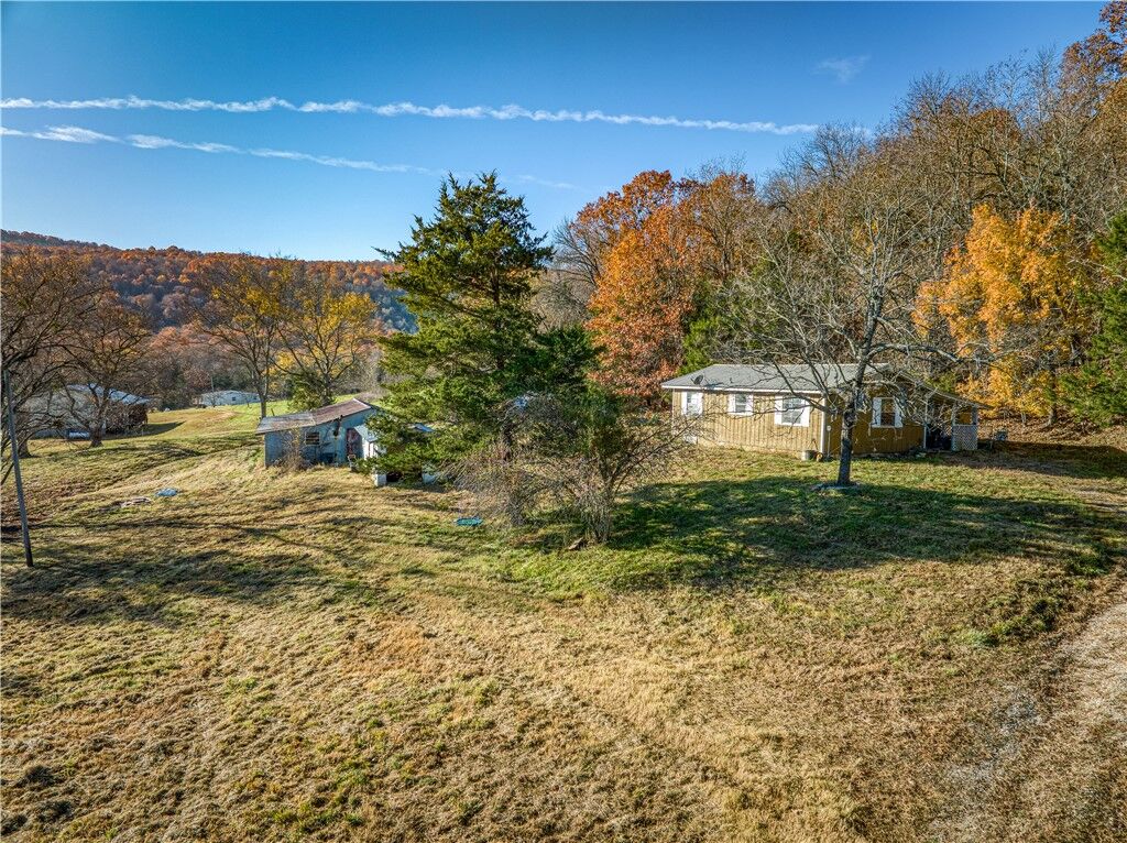 Property Photo:  533 Blackfoot Road  AR 72650 