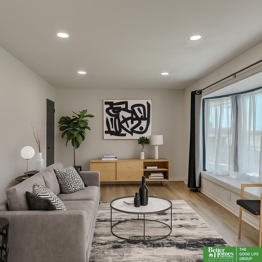 Property Photo: 3708 Greene Avenue NE 68147-9999