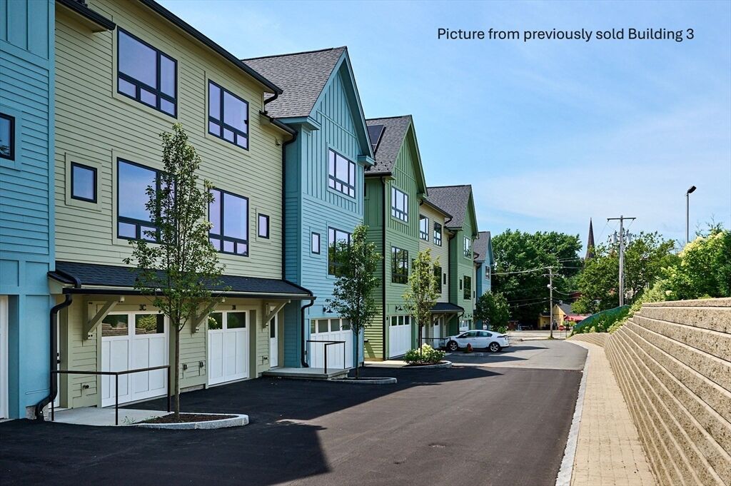 Property Photo: 10 Hawley Street 4A MA 01060