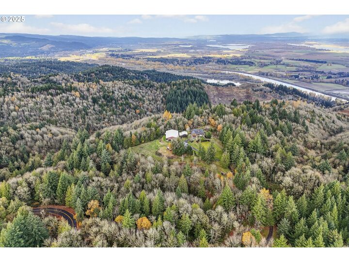 Property Photo: 13162 NW McNamee Rd OR 97231