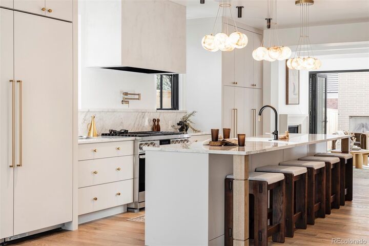 Property Photo:  515 Cook Street  CO 80206 