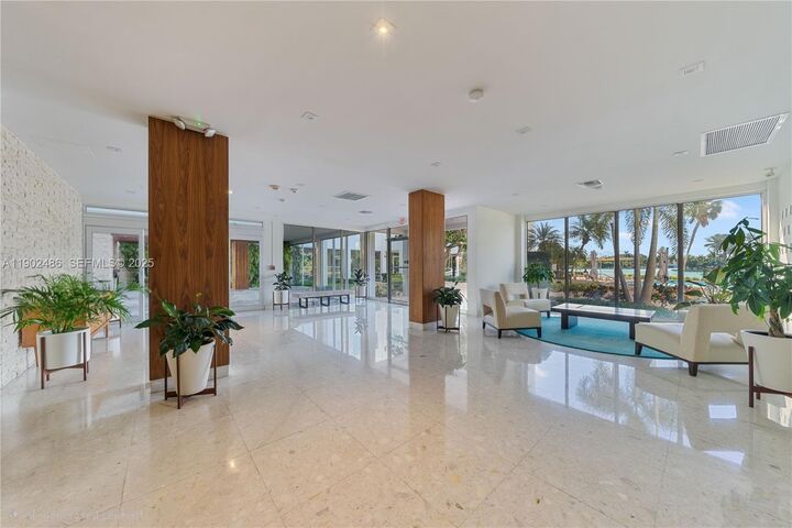 Property Photo:  9102 W Bay Harbor Dr 6-B  FL 33154 