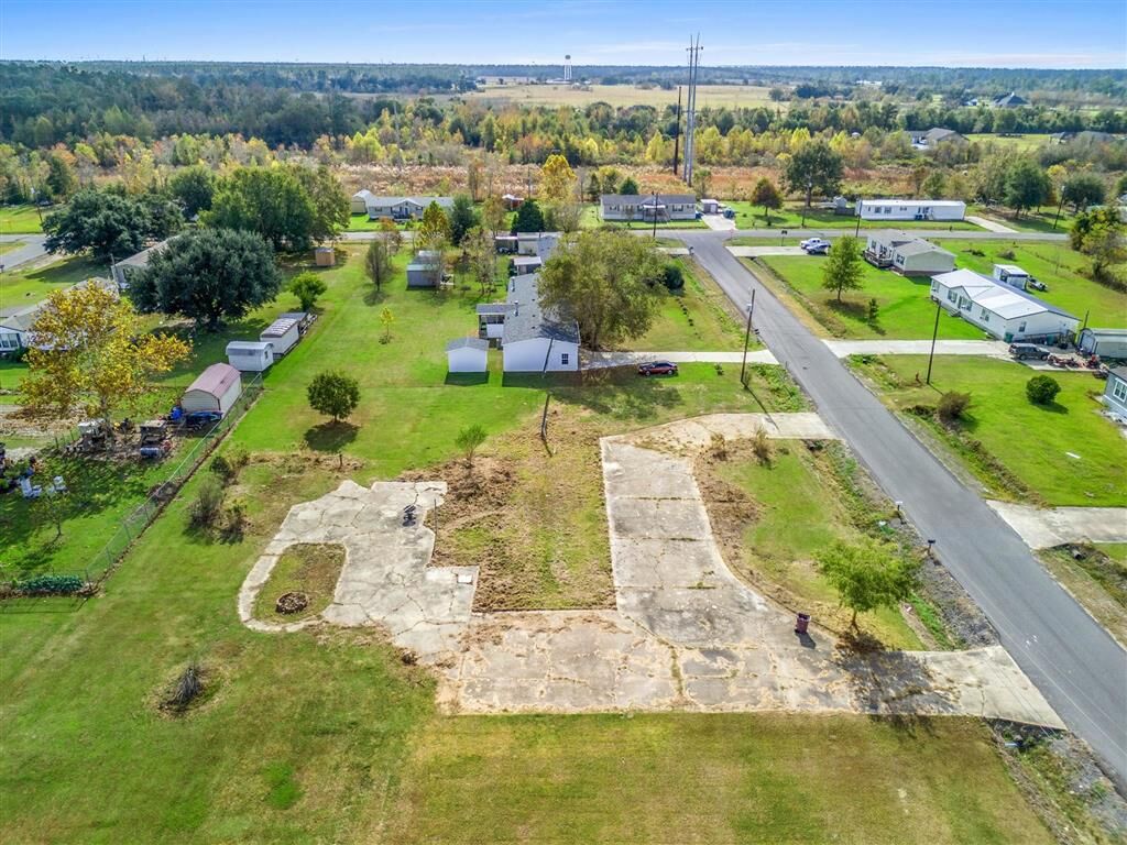 Property Photo:  2784 B Carswell Streets  LA 70663 