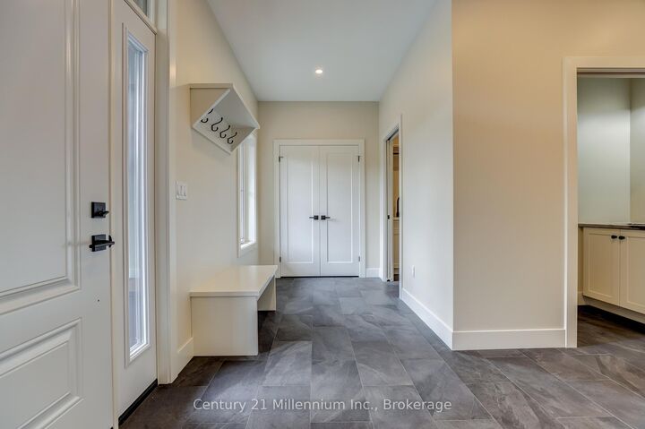 Property Photo:  15 Grenville Street N  ON N0H 2L0 