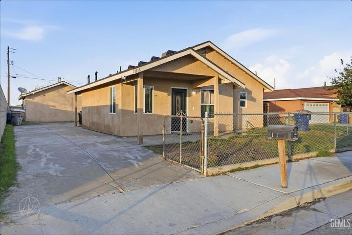 1716 Filson Street  Bakersfield CA 93307 photo