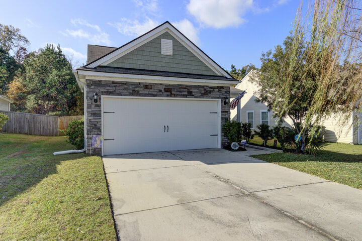 Property Photo: 126 Chaste Tree Circle SC 29445