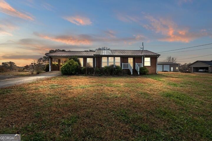 Property Photo: 21984 Main Street AL 36273