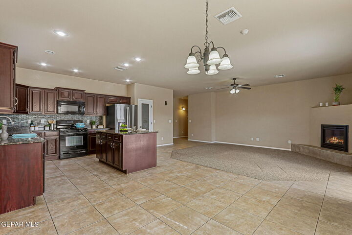 Property Photo: 808 Kaufman TX 79932
