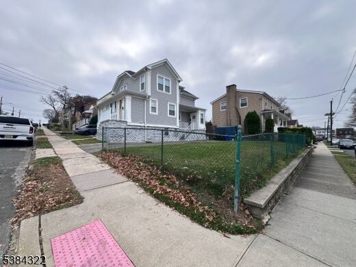 Property Photo:  109 Arlington Blvd 1  NJ 07031 
