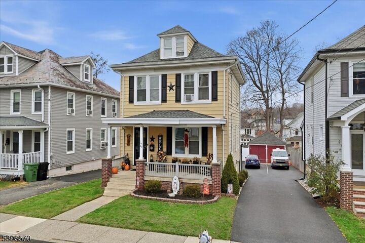 Property Photo:  89 Park Ave  NJ 07882 