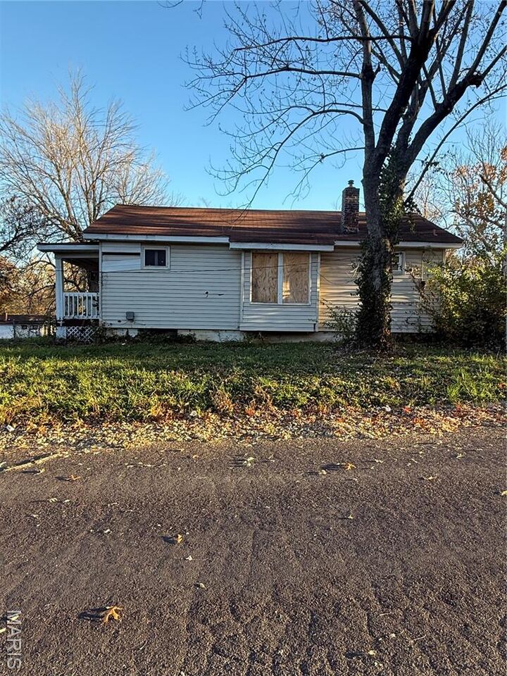 Property Photo: 5600 Hodiamont Avenue MO 63136