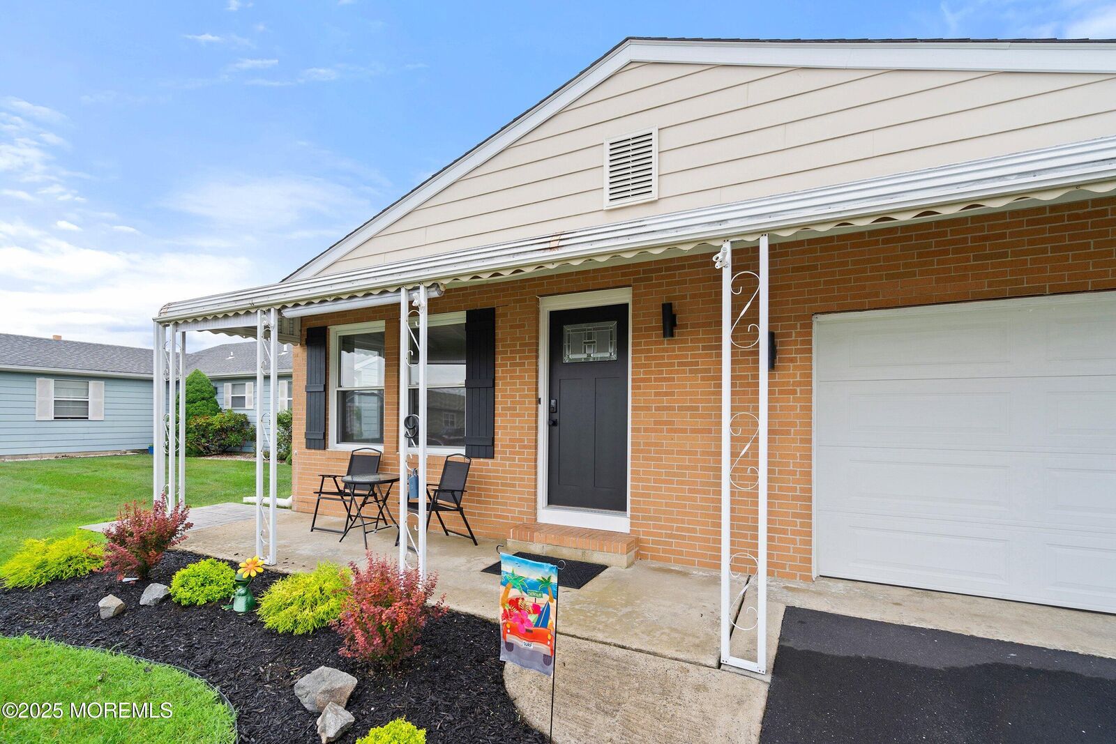 Property Photo:  9 Zapata Court  NJ 08757 