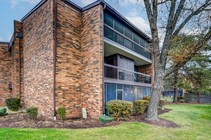 Property Photo: 14533 Walden Court G2 IL 60452