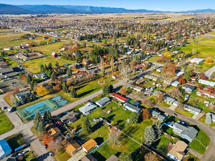 Property Photo:  221 Hawthorn Avenue  MT 59901 