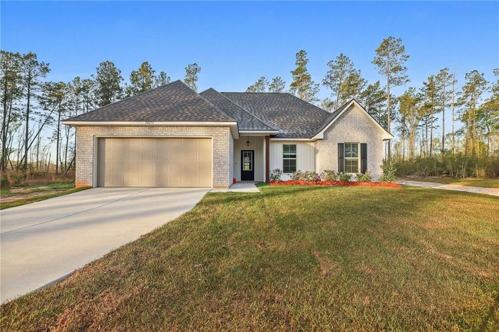 Property Photo: 50273 Highway 443 Highway LA 70446