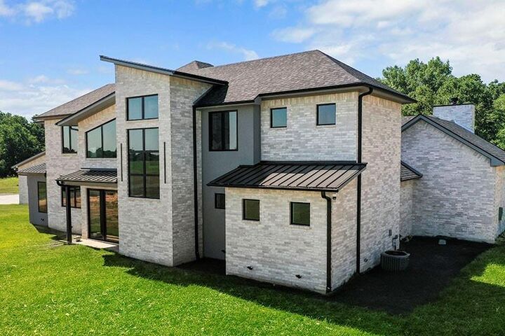 Property Photo:  186 Martin Lane  TX 76264 